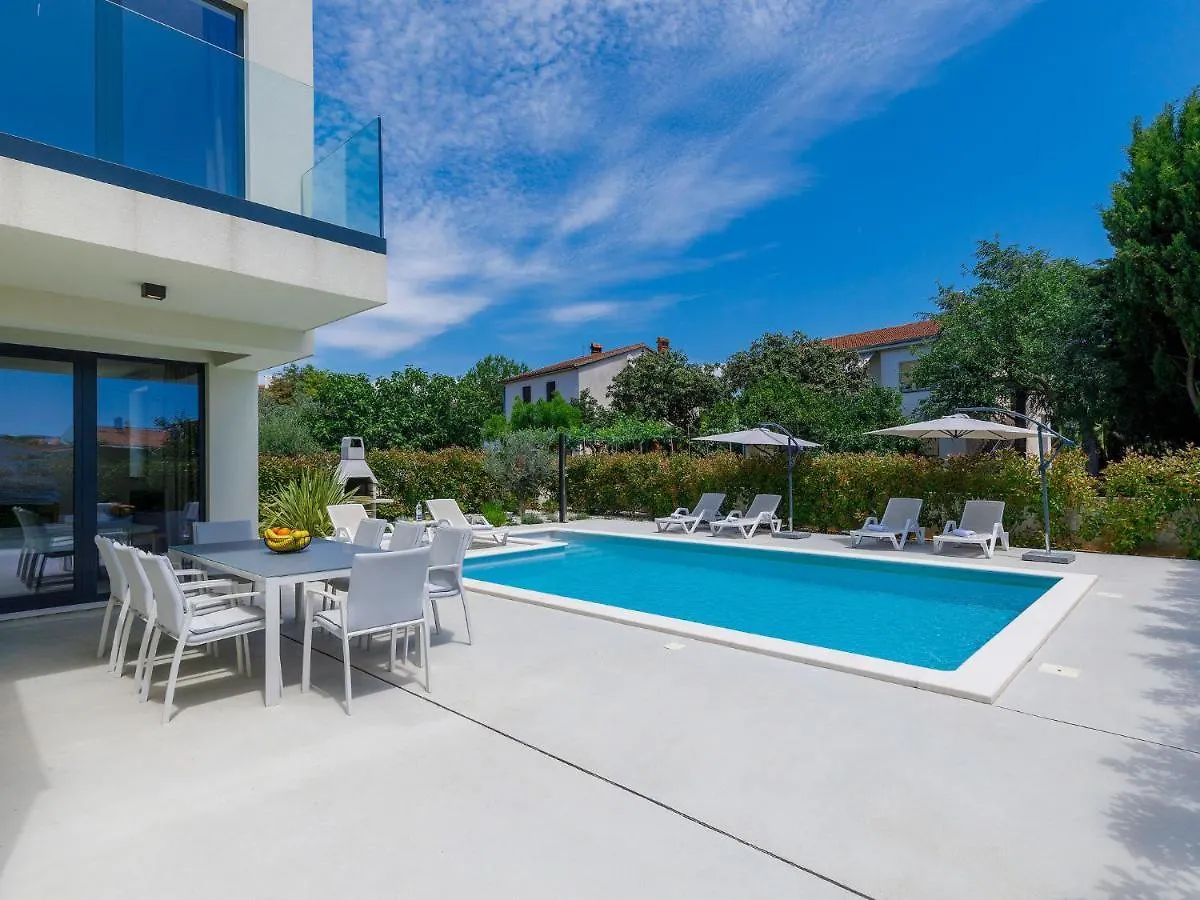 Villa Anna By Interhome Pula