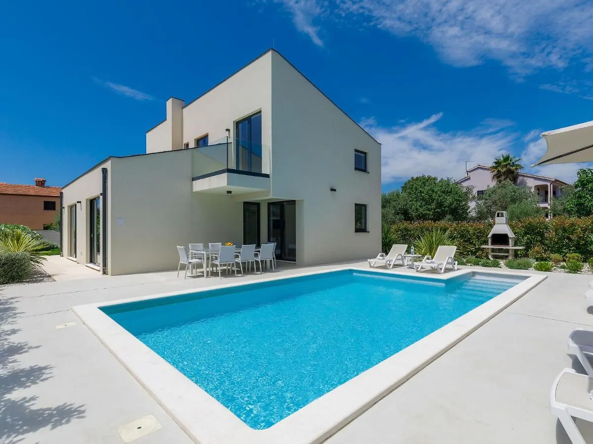 Villa Anna By Interhome Pula